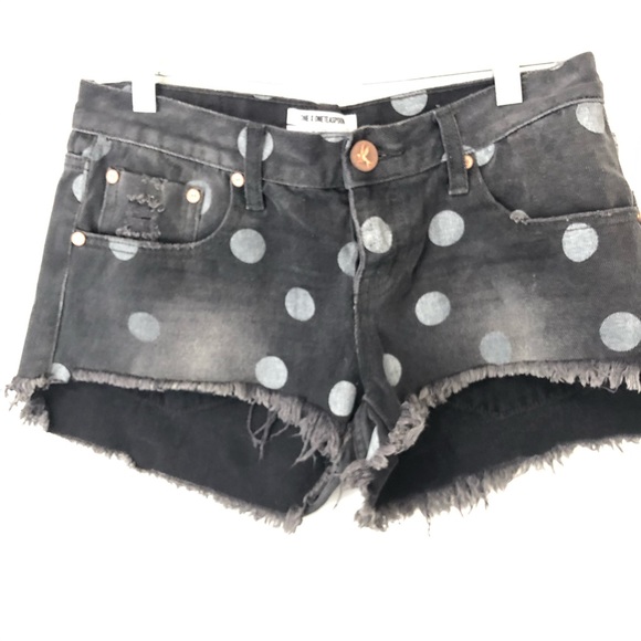 ONE X ONE TEASPOON BONITA black jean shorts 27. - Picture 4 of 8
